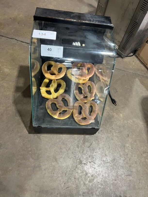Wisco Commercial Countertop Pretzel Display Merchandiser! Model: JJ304 SN: 00297 120V - Image 7 of 7