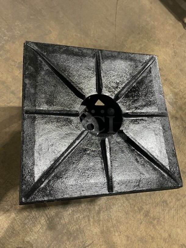 Garland Commercial Countertop Gas Powered Single Burner Stock Pot Range! On Small Legs! - Image 5 of 8