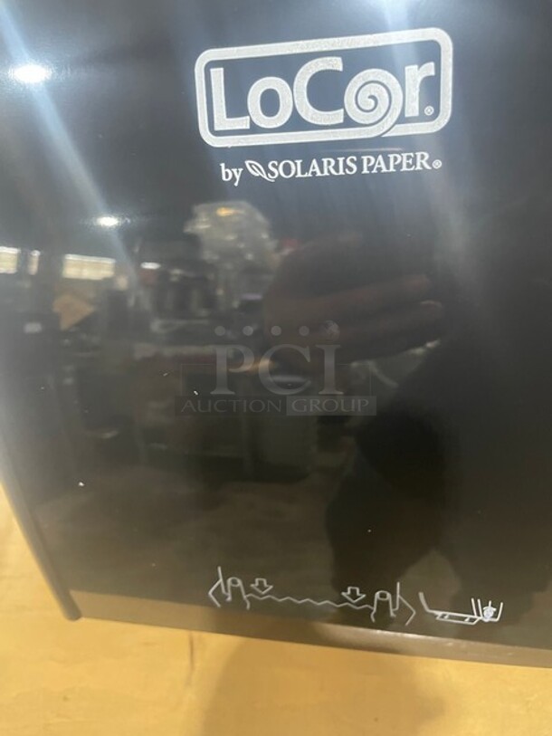 Locor Mechanical Hands-Free Roll Dispenser! MODEL D68006 - Image 7 of 8