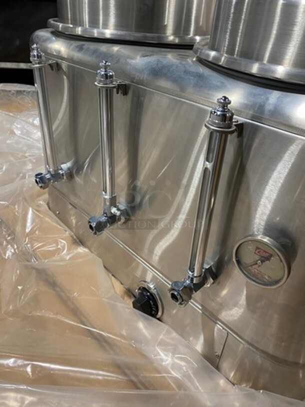 NEW! IN THE BOX! Curtis Commercial Countertop Automatic Coffee Urn! All Stainless Steel! Model: EMT3S SN: 42497 220V 1 Phase - Image 5 of 8