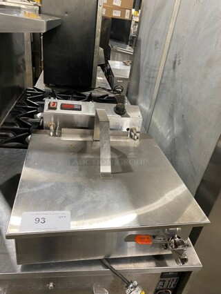 Paragon Stainless Steel Commercial Countertop Para Fryer 4400 25LB. Funnel Cake Fryer! MODEL 9020 120V 1PH