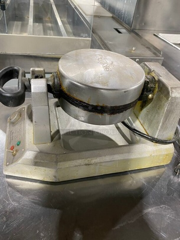 Waring Commercial Countertop Belgian Waffle Maker! Model: WW180 120V - Image 2 of 9