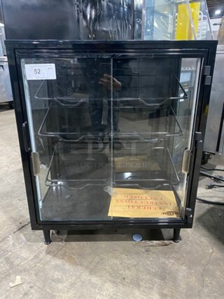 Federal Industries Commercial Countertop Dry Case Merchandiser! With View Through Doors And Sides! With Racks! Model: SB28SS SN: 0702134216532 120V 60HZ 1 Phase