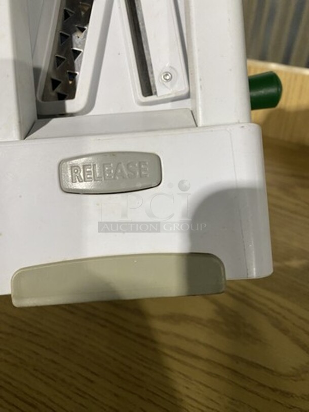 Ribbon Cut! Food Grater!  - Image 7 of 7