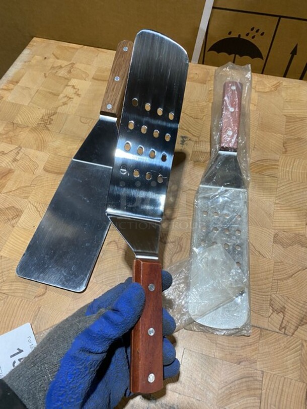NEW! Stainless Stell Spatulas! 3x Your Bid! - Image 2 of 6