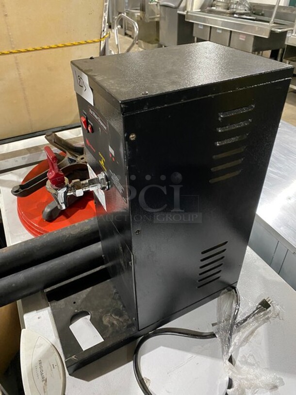 Grindmaster Commercial Countertop Hot Water Dispenser! Model: HWD2 SN: L250701 120V 1 Phase - Image 2 of 7
