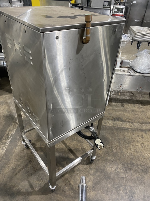 Stellar Steam Commercial Electric Powered Steamer! All Stainless Steel! On Commercial Casters! MODEL CAPELLA6  SN:021206078! 208V! - Image 3 of 9