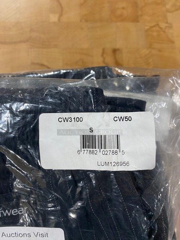 NEW! ChefWear Size Small! 6x Your Bid! - Image 3 of 4
