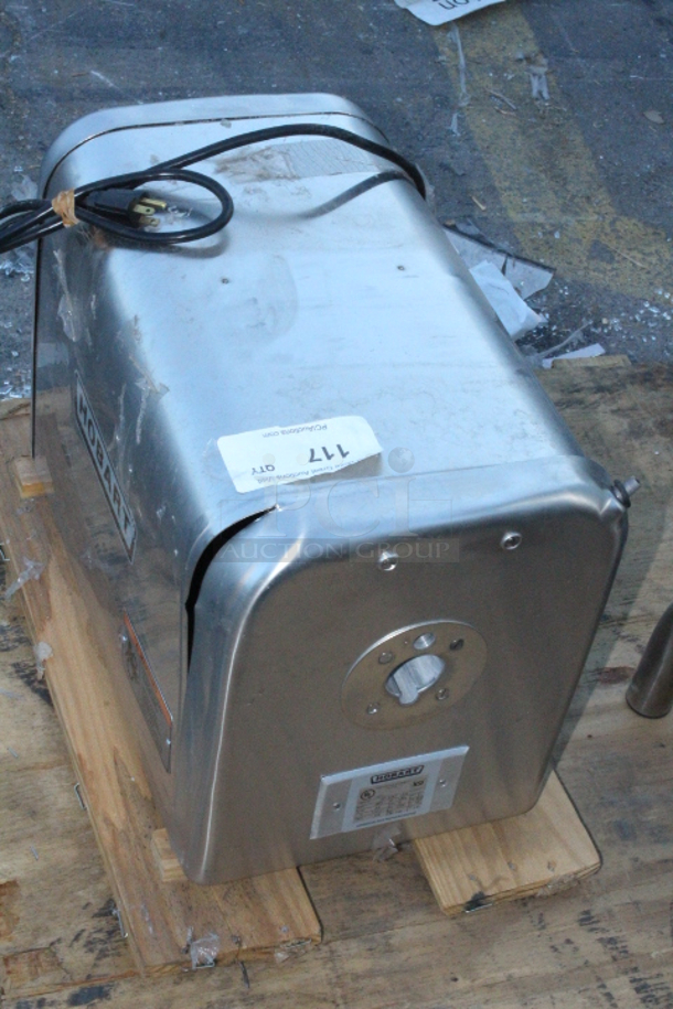 BRAND NEW SCRATCH & DENT! Hobart 4822-34 #22 Meat Grinder / Chopper 120V - 1 1/2 hp. Front of the unit is dented. S/N:31-1667-376 12-13/16x29-7/8x23-1/4 - Image 5 of 8