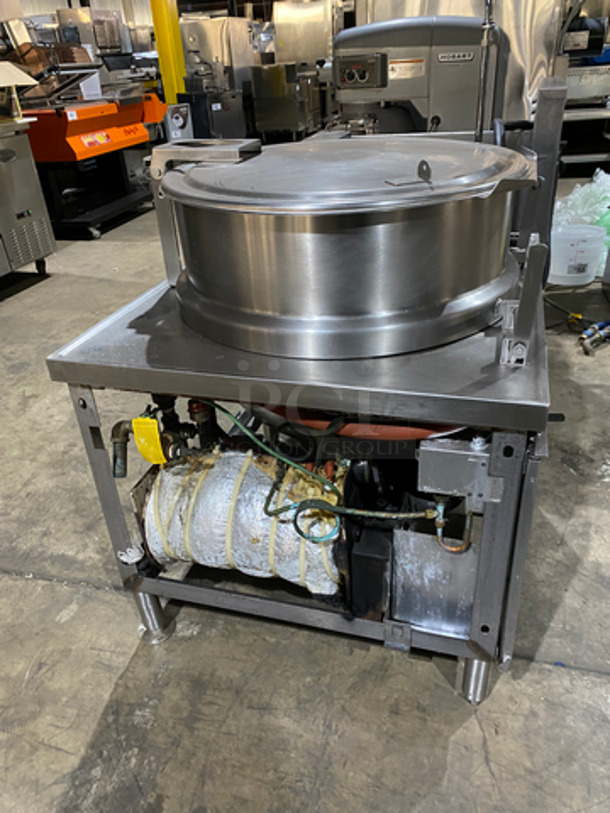 NICE! Market Forge Commercial Tilted Soup Kettle! All Stainless Steel! On Legs! Model: MT40E0 480V 60HZ 3 Phase - Image 2 of 9
