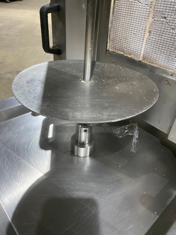 Attias Natural Gas Powered Countertop 4 Burner Gyro Machine! All Stainless Steel! On Small Legs! Model: GRY-4 SN: 061956 120V 60HZ - Image 6 of 10