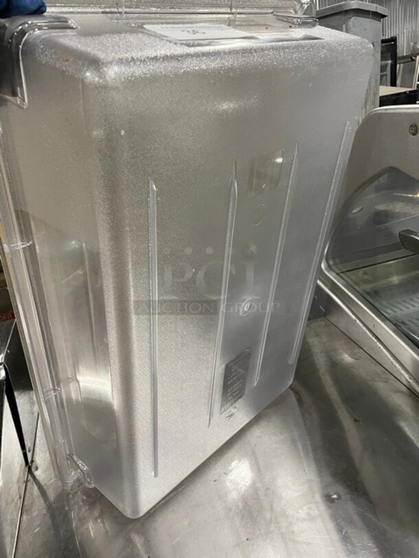 Carlisle Polycarbonate Food Storage Container! With Lid! Model: N10621-PC! - Image 4 of 4