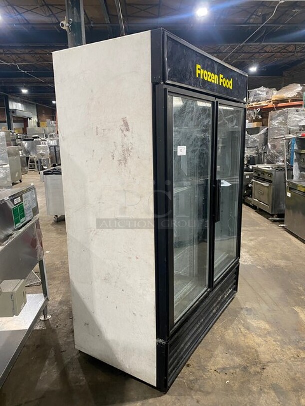 AMAZING! True Commercial 2 Door Reach In Freezer Merchandiser! With Poly Coated Racks! Model GDM49F Serial 13920528! 115/208/230V 1Phase! WORKING WHEN REMOVED!
 - Image 2 of 10