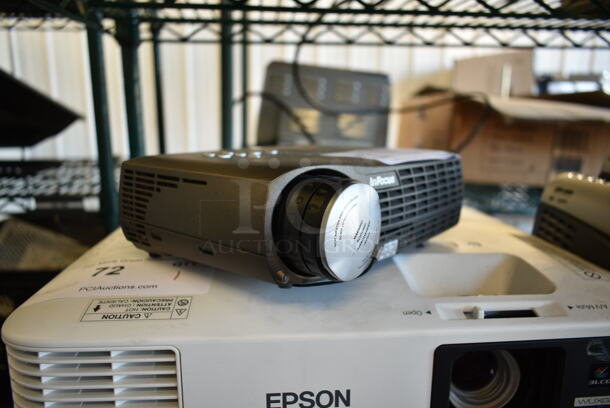 InFocus LP70 Projector.  - Image 3 of 7