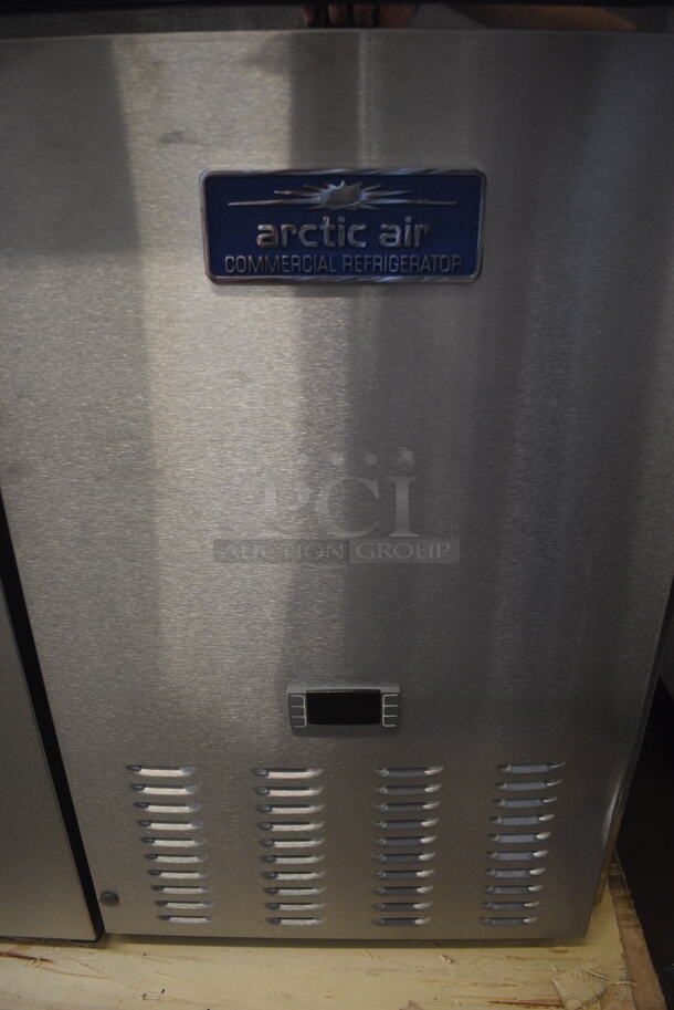 BRAND NEW SCRATCH AND DENT! Arctic Air APP94RZ 94" Three Door Pizza Prep Refrigerator Cooler Table w/ Cutting Board. 115 Volt, 1 Phase. Tested and Working! - Image 7 of 12