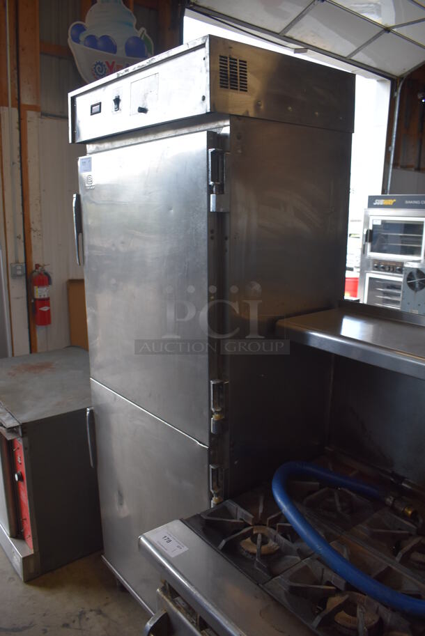 Bevles CS82-CH8 Stainless Steel Commercial 2 Half Size Door Heated Warming Cabinet. 120 Volts, 1 Phase. Tested and Working! - Image 3 of 7