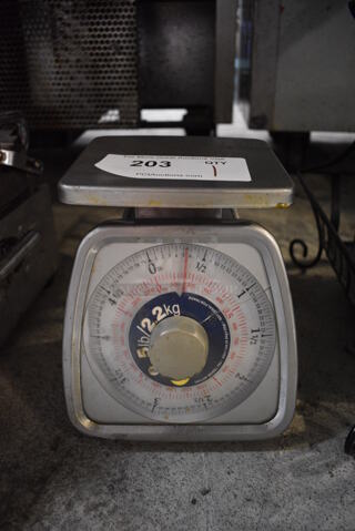 Metal Food Portioning Scale. 7x7x9