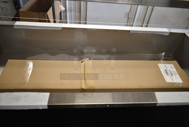 BRAND NEW! Vollrath R39716 60" Black Affordable Portable Refrigerated Cold Food Station with Cafeteria Breath Guard. 120 Volts, 1 Phase. Tested and Working! - Image 6 of 9