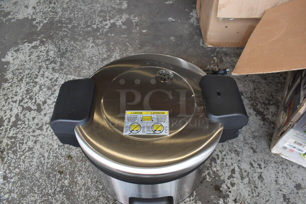 BRAND NEW SCRATCH AND DENT! Winco RC-S300 Stainless Steel Commercial Countertop Advanced Electric Rice Cooker Warmer. - Image 5 of 11