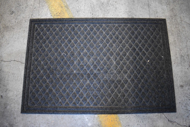 Black Floor Mat. 36.5x24.5