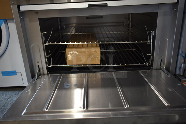 BRAND NEW SCRATCH AND DENT! 2023 KoolMore KM-CR-36-LP Stainless Steel Commercial Floor Style Propane Gas Powered 6 Burner Range w/ Oven and Back Splash. 210,000 BTU.  - Image 5 of 6