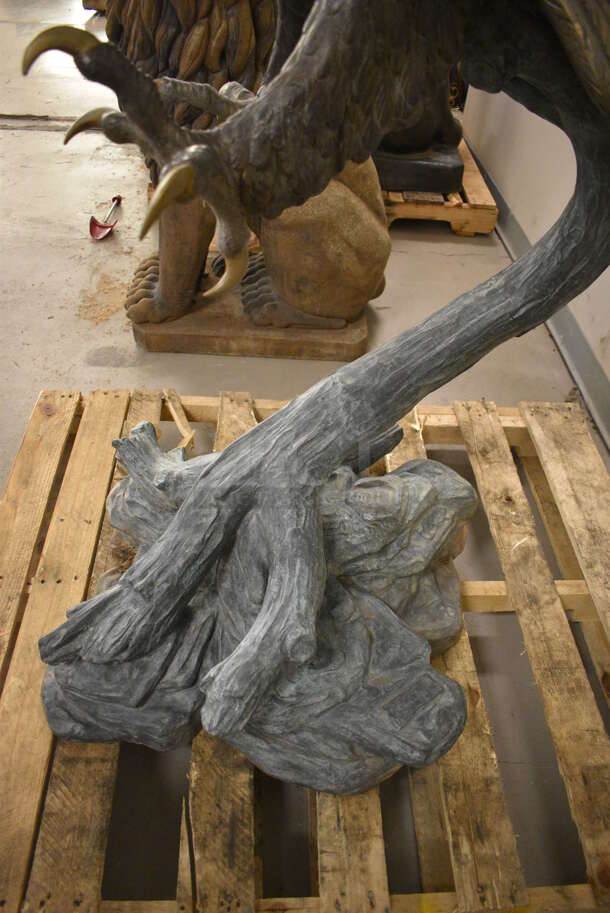 BEAUTIFUL Cast Bronze Eagle on Branch Statue - Image 8 of 10