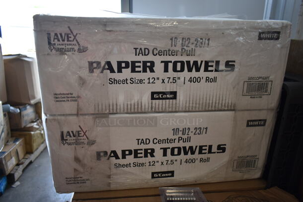 PALLET LOT of 25 BRAND NEW Boxes Including 2 5001CPT400T Lavex Premium 7 1/2" White Aircell TAD Center Pull Paper Towel Roll, 400 Feet / Roll - 6/Case, 2 Box PP883 Ecopax Containers, 34920SCREW Lancaster Table & Seating Table Top / Base Screw 1" #10 Panhead - 4/Pack, 181TSXLBD14 Garde XL 181TSXLBD14 1/4" Serrated Blade for XL Tomato Slicer, 2 Box 347TCL12 Choice 12 oz. Clear Disposable Plastic Tumbler - 500/Case, Lavex Multi Fold Towels, 4 Box 164TCOLROD37 Bar Height Table Base Column and Rod, 5001CPTP Lavex 1-Ply Center Pull Paper Towel Roll 1000' - 6/Case, 50020W Choice 20 oz. White Poly Paper Hot Cup - 600/Case, 127RD8COMBO Choice Microwavable Clear Round Deli Container and Lid, 4 Box 500L1020B Choice Black Hot Paper Cup Travel Lid for 10-24 oz. Standard Cups and 8 oz. Squat Cups - 1000/Case, 500MFT Lavex White M-Fold (Multifold) Towel - 4000/Case. 25 Times Your Bid! - Image 3 of 12