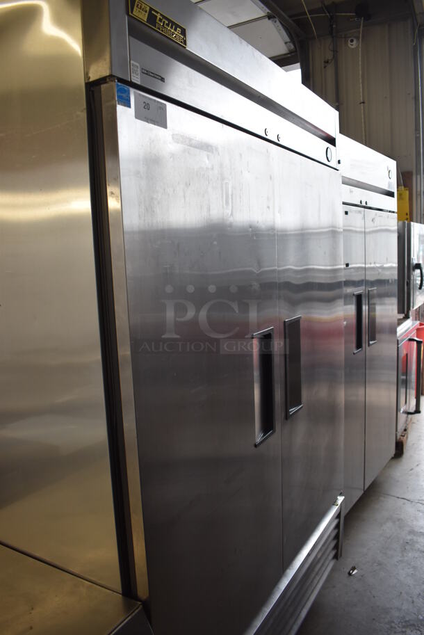 2013 True T-49F ENERGY STAR Stainless Steel Commercial 2 Door Reach In Freezer w/ Poly Coated Racks on Commercial Casters. 115 Volts, 1 Phase. 54x30x83. Tested and Working! - Image 2 of 7