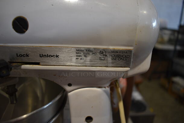 KitchenAid K45SS Metal Countertop 4.5 Quart Planetary Dough Mixer w/ Metal Mixing Bowl and Paddle Attachment. 115 Volts, 1 Phase. 9x15x14. Tested and Working! - Image 3 of 4