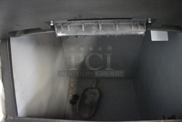 Manitowoc Model SY0454A Stainless Steel Commercial Ice Head on Commercial Ice Bin. 115 Volts, 1 Phase. 31x34x70 - Image 3 of 4