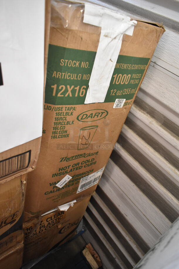 PALLET LOT of 20 BRAND NEW Boxes Including 966UPWIDEKFT OneUp by Choice Kraft 2-Ply Wide Interfold 6 1/2" x 8 1/2" Dispenser Napkin - 6000/Case, 128HD16COMBO ChoiceHD 16 oz. Microwavable Translucent Plastic Deli Container and Lid Combo Pack - 240/Case, 760FFLRGSQWH Choice 7.5 oz. Large White Paper Scoop / Tray - 1000/Case, 2 Box 612FHL1230 Choice Foil Steam Table Pan Lid - Half Size - 100/Case, 346WKFSNSPM2 Choice White Medium Weight Wrapped Plastic Cutlery Pack with Napkin and Salt / Pepper Packets - 250/Case, 85HT3R Containers, 2 Box 500CC16 Choice Plastic Cold Cup, 128HD32COMBO ChoiceHD 32oz. Container and Lid. 20 Times Your Bid! - Image 9 of 9