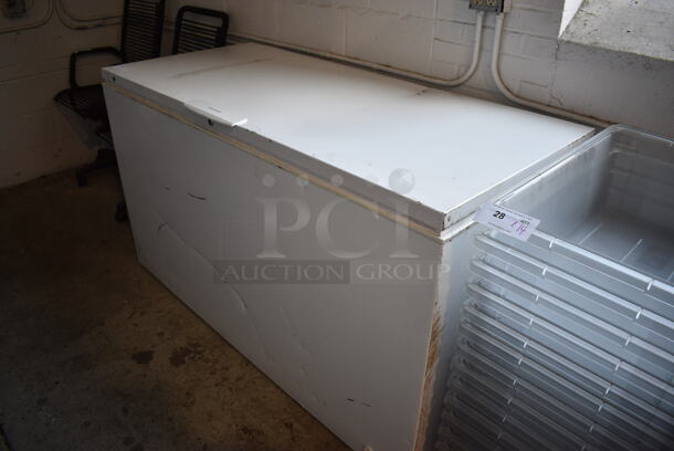 Frigidaire Model FFFC18M4RWA Chest Freezer. 115 Volts, 1 Phase. 61x29x35. Tested and Working!
