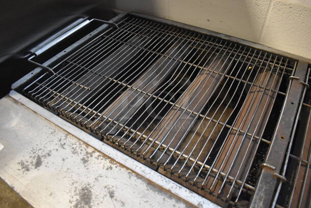 MagiCater LPG-60 Metal Commercial Propane Gas Powered Charbroiler Grill on Commercial Casters. 61x53.5x35 - Image 3 of 8