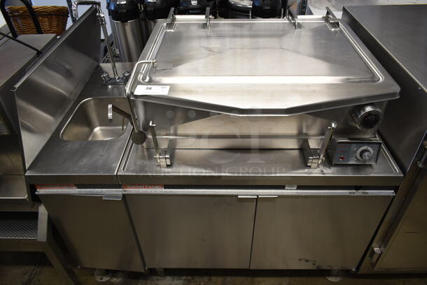 Market Forge 1600 Stainless Steel Commercial Floor Style Electric Powered Braising Pan. 208 Volts, 3 Phase.