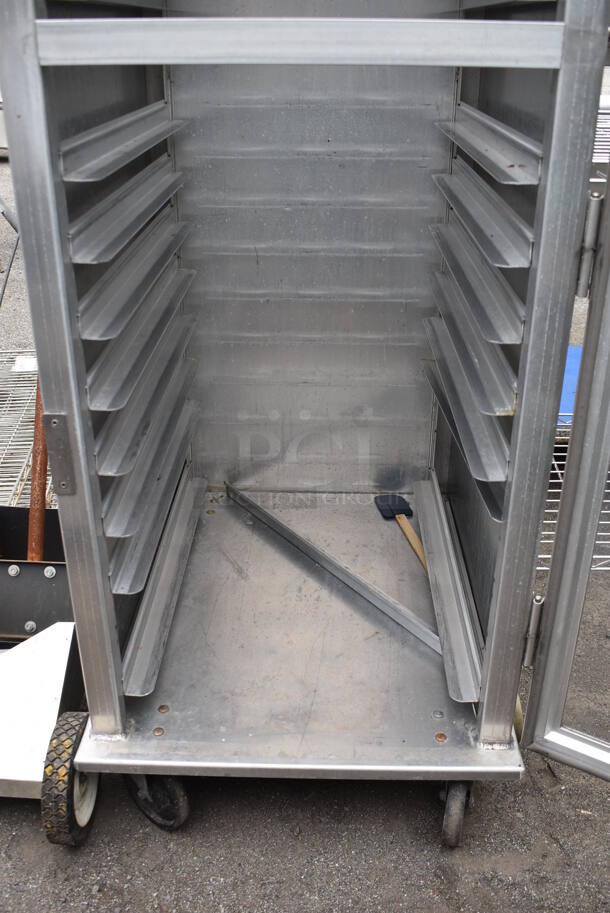 Lockwood Metal Commercial Enclosed Pan Transport Rack w/ View Through Doors on Commercial Casters. - Image 3 of 4