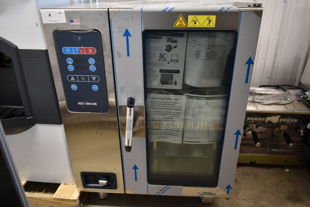 BRAND NEW SCRATCH AND DENT! 2023 Alto Shaam CTC10-10G Stainless Steel Commercial Natural Gas Powered Combi Convection Oven. 70,000 BTU.