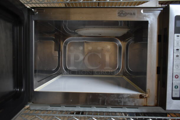 2016 Amana RCS10TS Stainless Steel Commercial Countertop Microwave Oven. 120 Volts, 1 Phase.  - Image 4 of 5