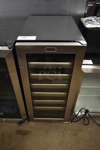 BRAND NEW SCRATCH AND DENT! Whynter BWR-331SL Elite 33 Bottle Seamless Stainless Steel Door Single Zone Built-in Wine Refrigerator Merchandiser. 115 Volt, 1 Phase. Tested and Working!