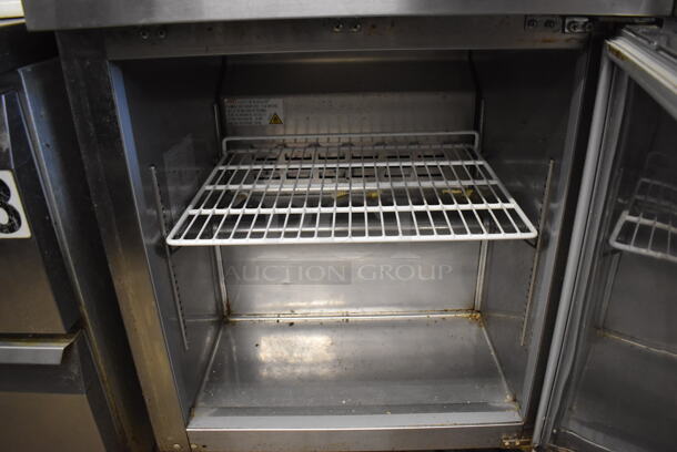 Avantco 178SSWT27RHC Stainless Steel Commercial Single Door Undercounter Cooler on Commercial Casters. 115 Volts, 1 Phase. 27x29.5x35.5. Tested and Working! - Image 5 of 7