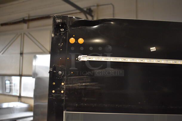 BRAND NEW SCRATCH AND DENT! KoolMore MDR-1GD-13C Metal Commercial Single Door Reach In Cooler Merchandiser w/ Poly Coated Racks on Commercial Casters. 115 Volts, 1 Phase. Tested and Working! - Image 5 of 9