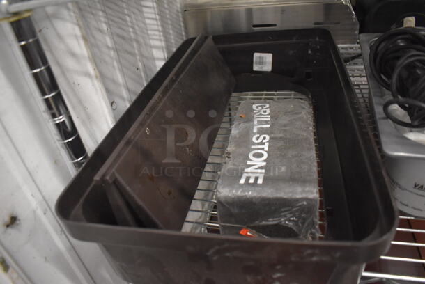 ALL ONE MONEY! Tier Lot of Various Items Including Soap Dispensers and Stands - Image 4 of 9