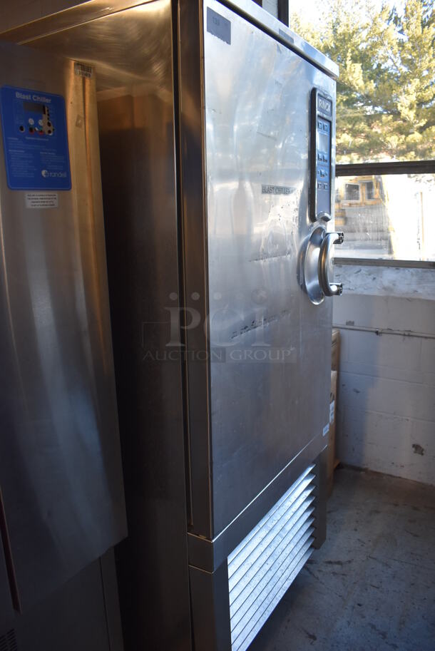 Irinox MF 70.1 L ETL Stainless Steel Commercial Floor Style Blast Chiller w/ Probe on Commercial Casters. 208 Volts, 3 Phase. 34x41x79 - Image 2 of 9