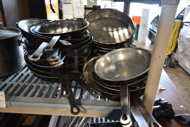 ALL ONE MONEY! Lot of Various Items Including Skillets and Sauce Pots - Image 3 of 5