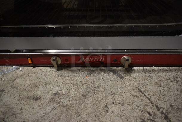 BRAND NEW SCRATCH AND DENT! Avantco 177CO38M Stainless Steel Commercial Countertop Electric Powered Full Size Convection Oven w/ View Through Door and Metal Oven Racks. 208/240 Volts, 1 Phase. - Image 3 of 5