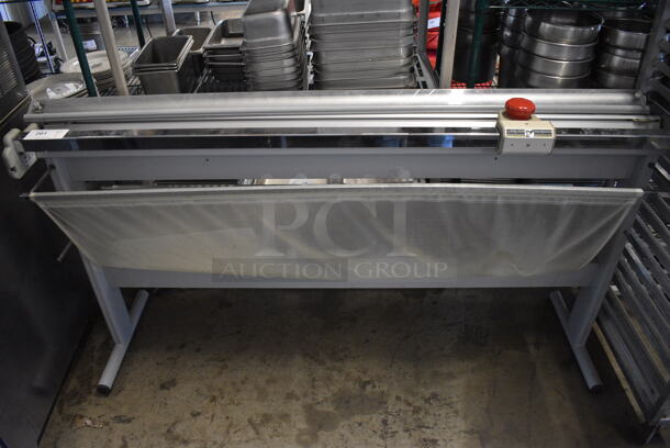 Metal Commercial Floor Style Cutting Machine. 68x20x39