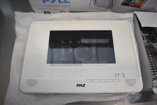 IN ORIGINAL BOX! Pyle PLMRDV74 7" Portable Multimedia Player. 10.5x2x7 - Image 2 of 7