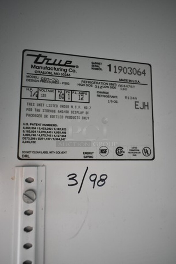 True GDM-72 Metal Commercial 3 Door Reach In Cooler Merchandiser w/ Poly Coated Racks. 115 Volts, 1 Phase. Tested and Powers On But Does Not Get Cold - Image 7 of 7