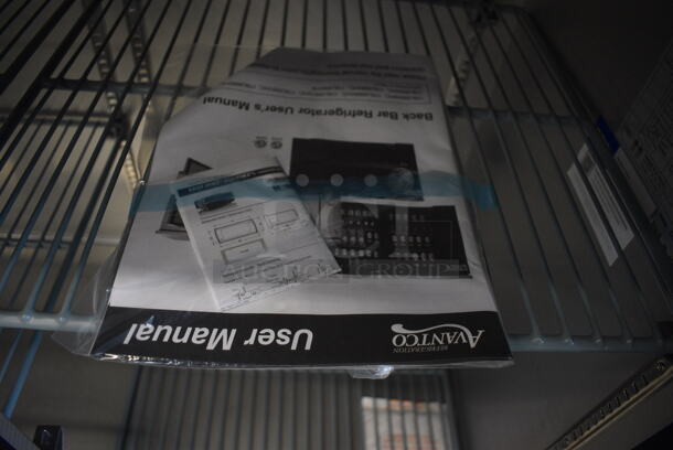 BRAND NEW SCRATCH AND DENT! Avantco 178UBB72GHCS Stainless Steel Commercial 3 Door Back Bar Cooler Merchandiser w/ Poly Coated Racks and Keys. 115 Volts, 1 Phase. 73x24.5x36. Tested and Working! - Image 4 of 10