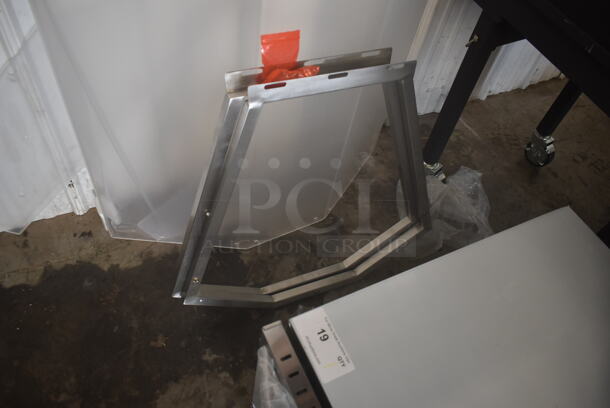 BRAND NEW SCRATCH AND DENT! Poly Sneeze Guard. - Image 2 of 3
