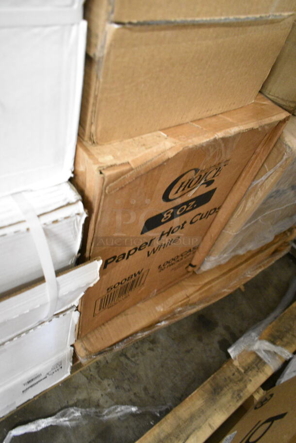 PALLET LOT of 30 BRAND NEW Boxes Including 795PTOKFT3 Choice Kraft Microwavable Folded Paper #3 Take-Out Container 7 3/4" x 5 1/2" x 2 1/2" - 200/Case, 128HD8BULK ChoiceHD 8 oz. Microwavable Translucent Plastic Deli Container - 480/Case, 2 Box 5008W Choice 8 oz Paper Hot Cups, 5 Box 502404816CL Lavex 40-45 Gallon 16 Micron 40" x 48" High Density Janitorial Can Liner / Trash Bag - 250/Case, 3 Box 128HD16BULK ChoiceHD 16 oz. Microwavable Translucent Plastic Deli Container - 480/Case, 128HD12COMBO ChoiceHD 12 oz. Microwavable Translucent Plastic Deli Container and Lid Combo Pack - 240/Case, 127CH24 Choice 24 oz. Clear RPET Hinged Deli Container - 200/Case, 500CFT Lavex White C-Fold Standard Weight Towel - 2400/Case, QHXR050 Tuxton Ramekins, 395RP07 EcoChoice Compostable Sugarcane / Bagasse 7" Plate - 1000/Case, 9PWCR Dart Plates, CCP-9-SQ 9 oz Squat Cold Cups, 2 Box 394EN502M Noble Products Powder-Free Disposable Blue Exam Grade Nitrile 4 Mil Thick Textured Gloves - Medium - 1000/Case, 966UPWIDEKFT 2-Ply Wide Interfold 6 1/2" x 8 1/2" Dispenser Napkin, Choice 16 oz Cups. 30 Times Your Bid! - Image 4 of 12